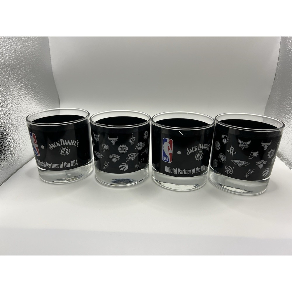Jack Daniels Whiskey Old #7 Set of 4 Official NBA Rocks Bar Tumbler Glasses READ